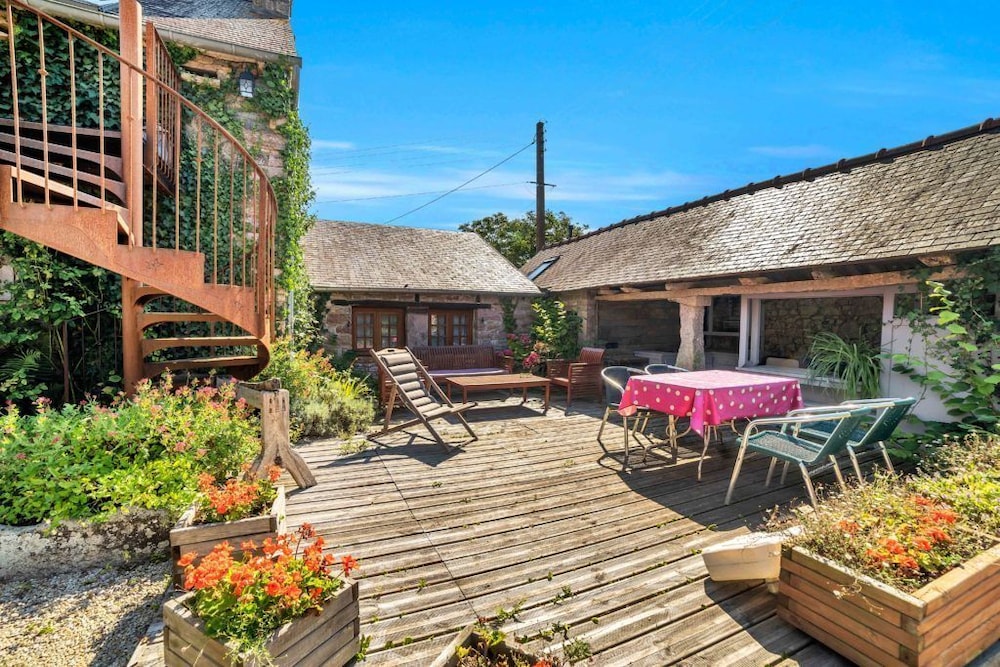 Relais Saint-Aubin view 5