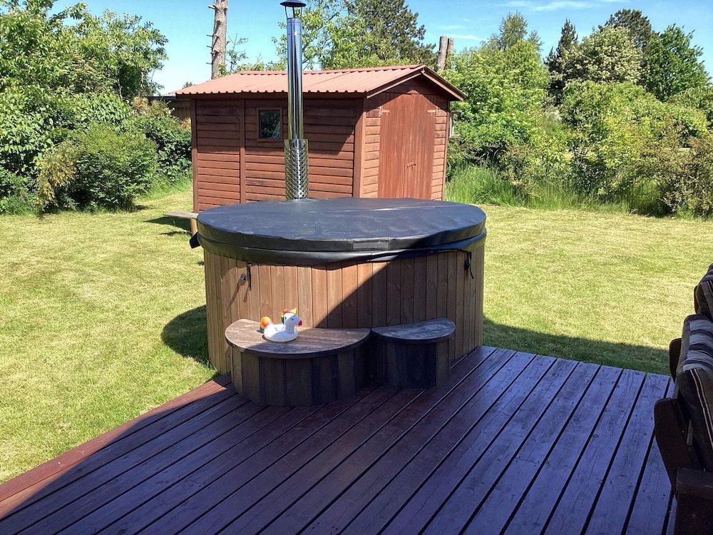 6 Person Holiday Home in Dannemare-by Traum