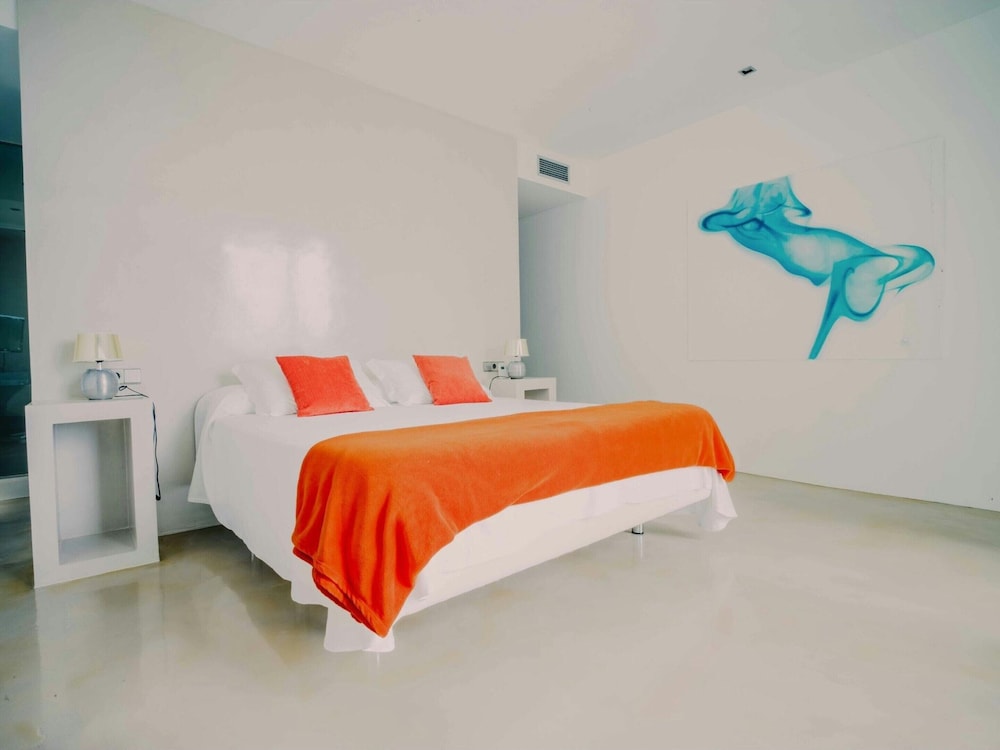 Holiday Home With Whirlpool Bathtub
