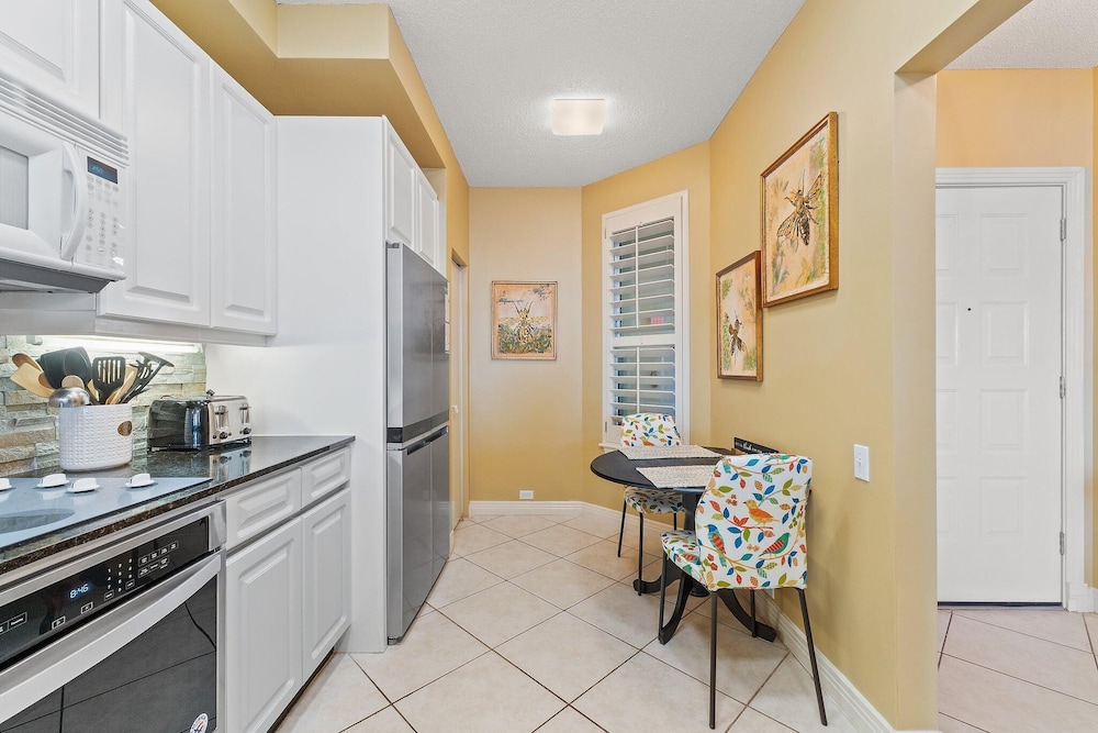 Beach Colony East 7C view 5