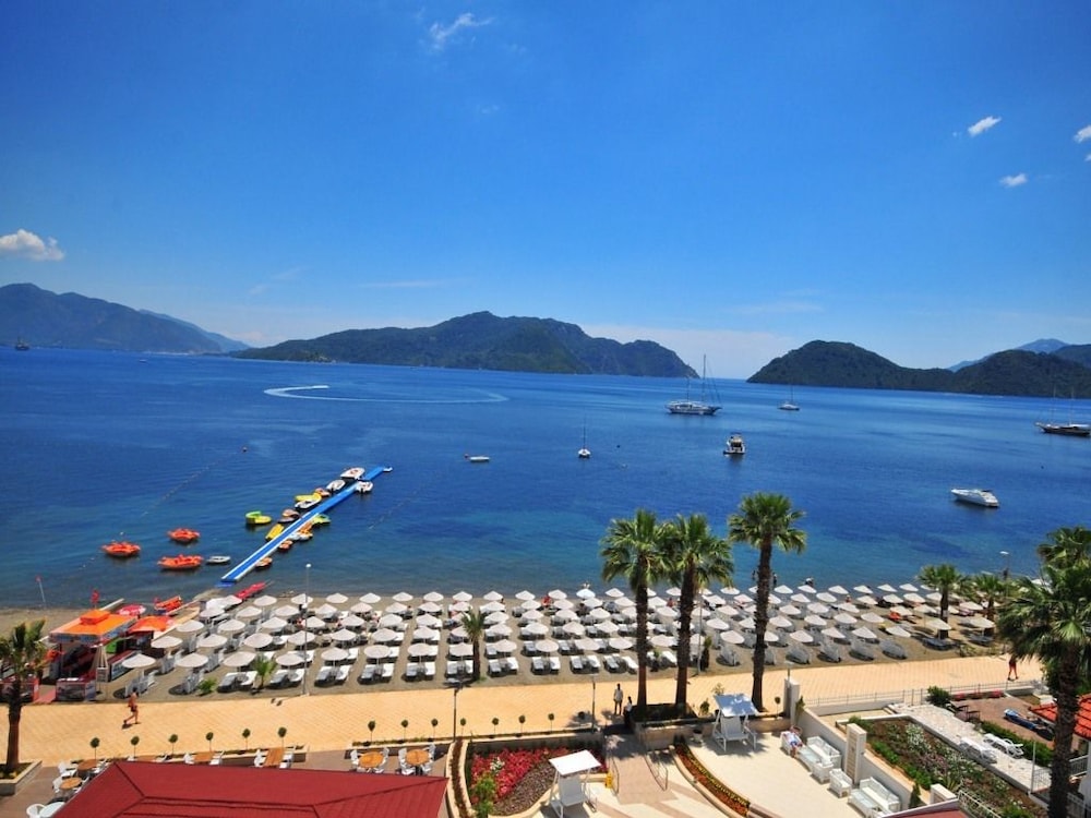 Golden Rock Beach Hotel - All Inclusive