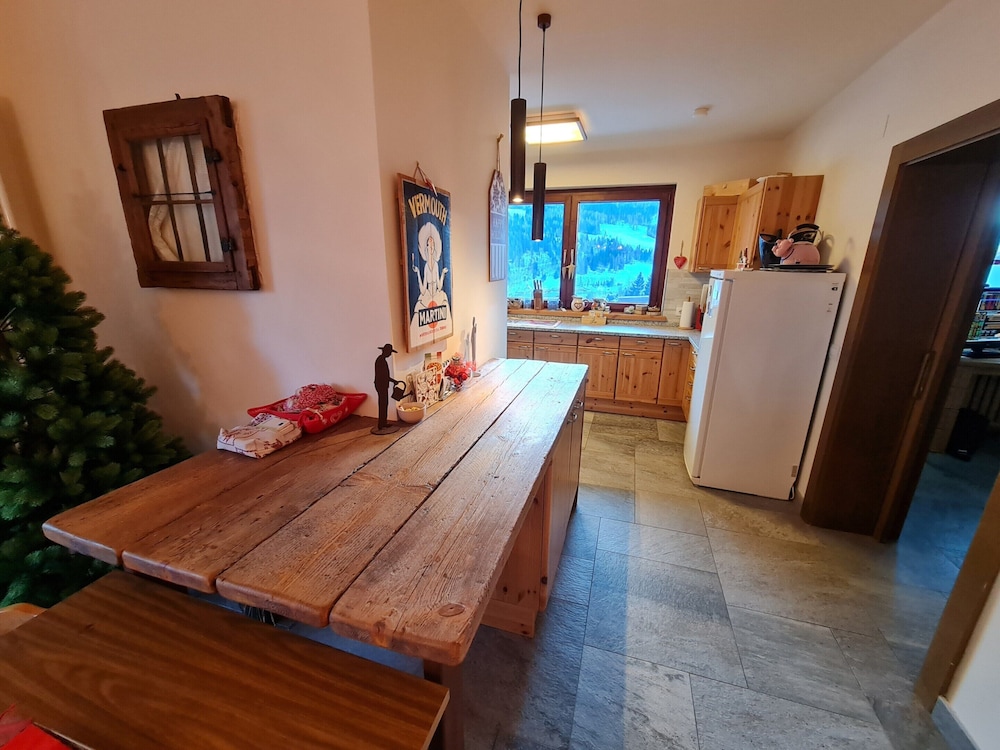 Mountain-view Apartment in Bad Kleinkirchheim