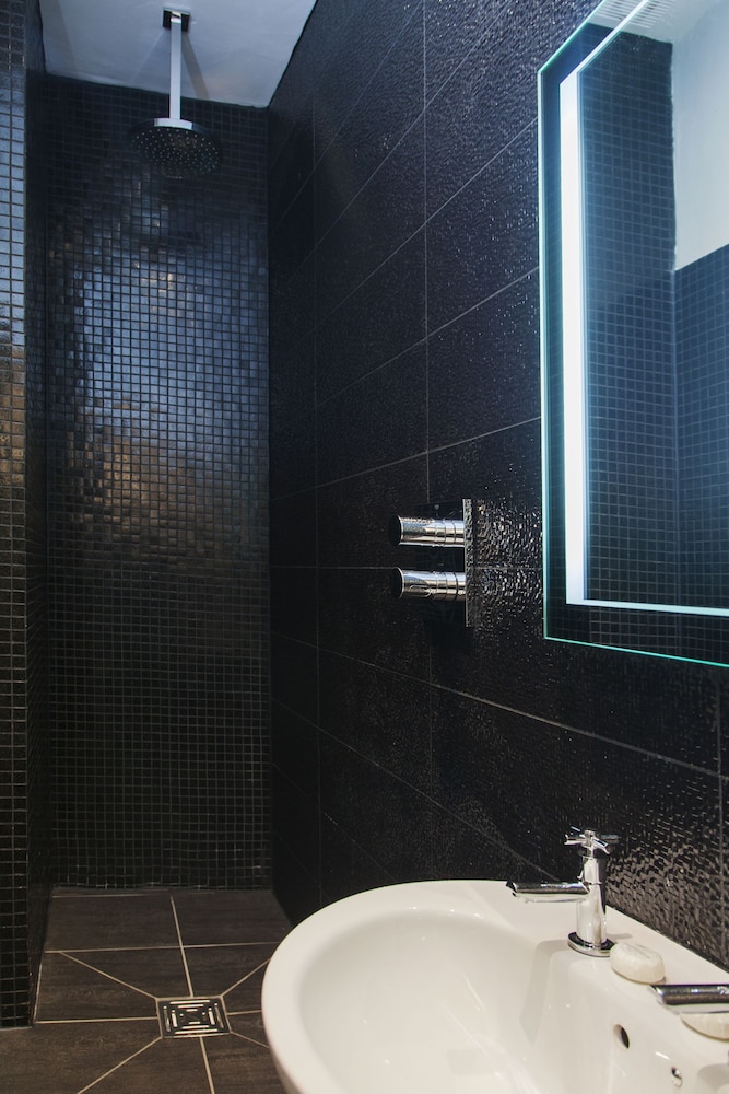 EPIC Aparthotel - Campbell Street