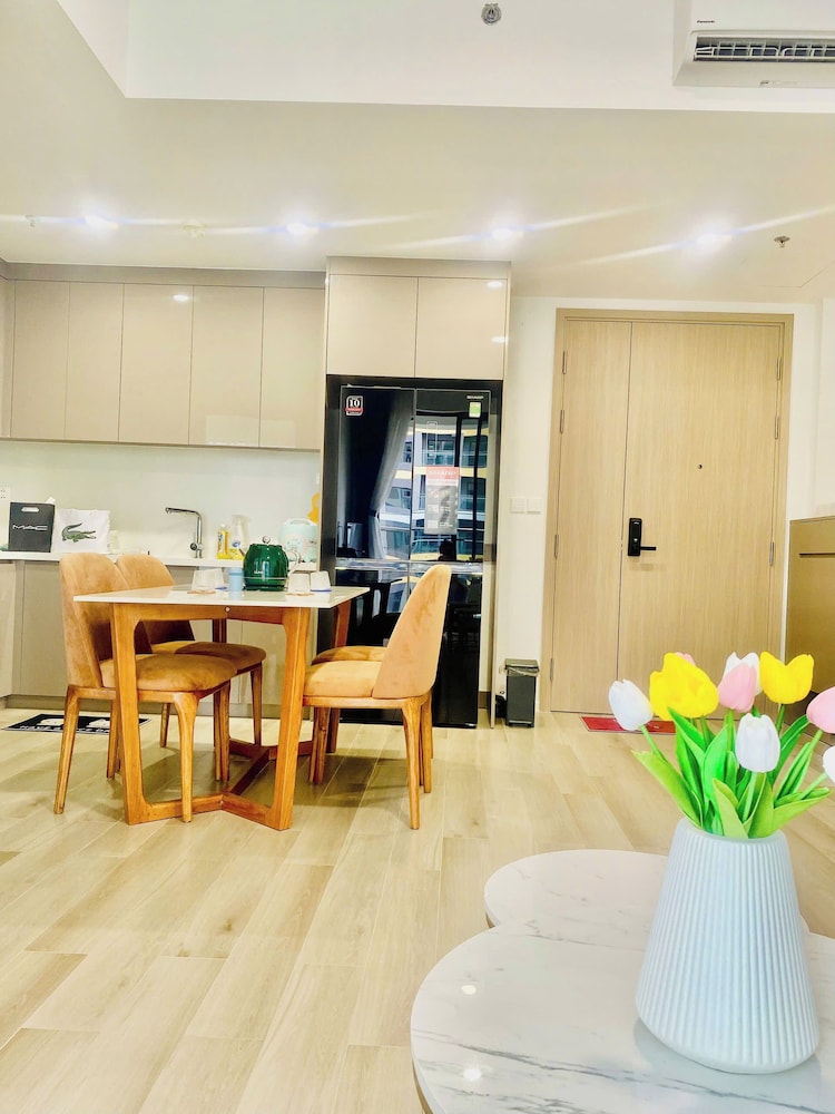 Vinhomes Grand Park Luxury Apartments