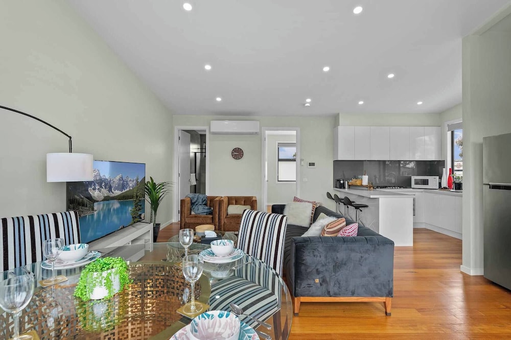 Luxurious Townhouse7 km to CBD