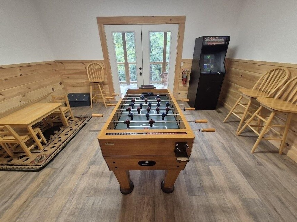 Misty Mountain Getaway - 2 bedroom 2 Cabin