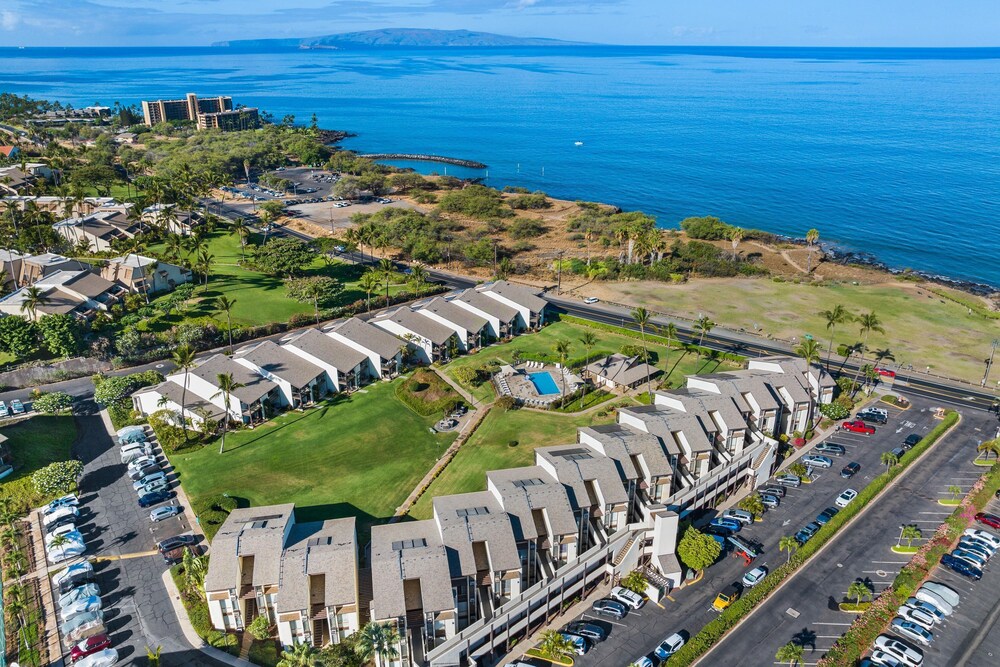 Hale Kamaole 210 in Kihei