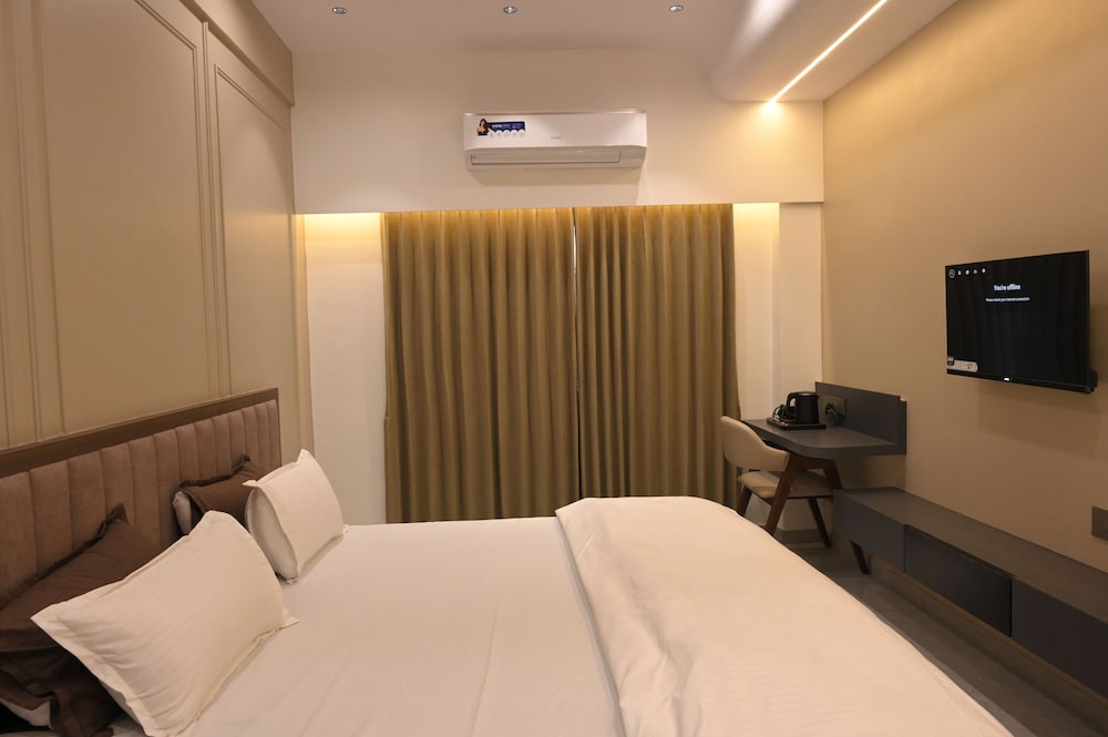 Plumeria Hotel