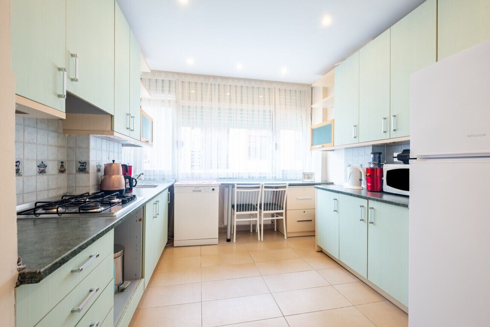 Cozy Flat Near Bagdat Street in Suadiye