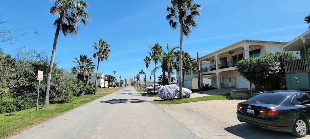Bay View Great Deck Pool 2 Levels & 3 Bedr 3 Bedroom Condo