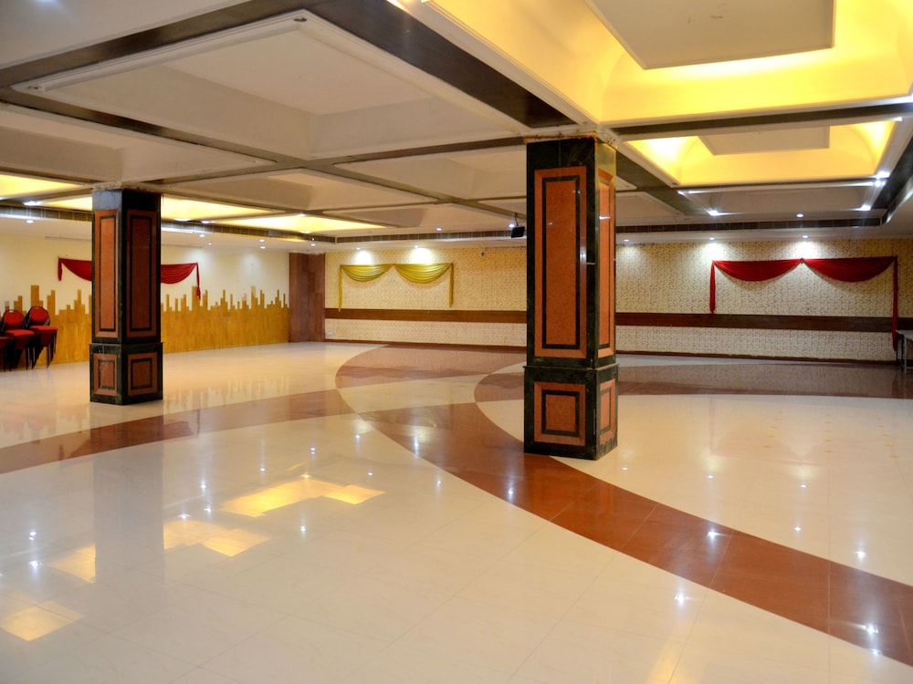 meeting & event spaces