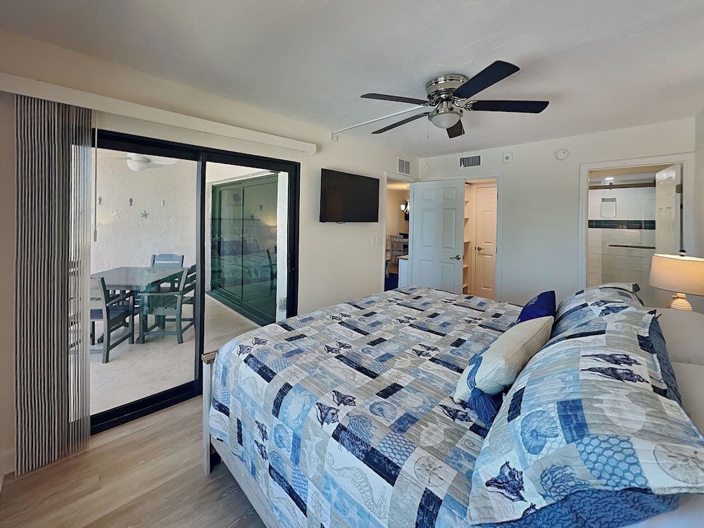 Seaside 3 by Distinctive Beach Rentals