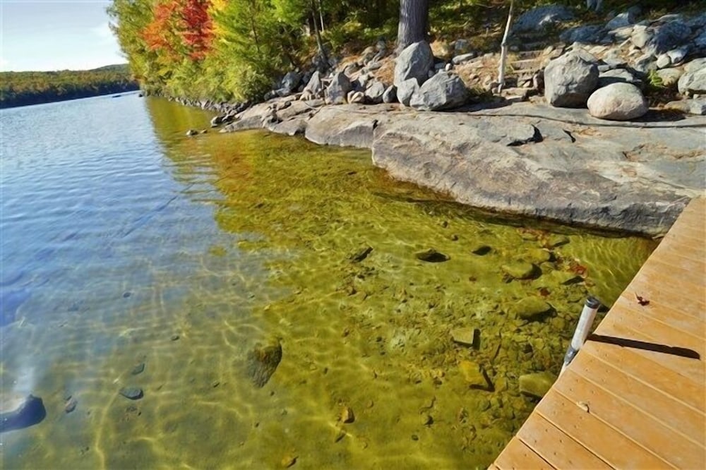 282 Papineau Lake 3 Bedroom Cottage