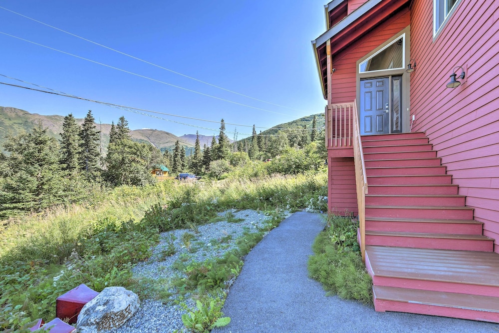 Hotel Mtn View Anchorage Escape ~ 15 Mi to Downtown - Image 1