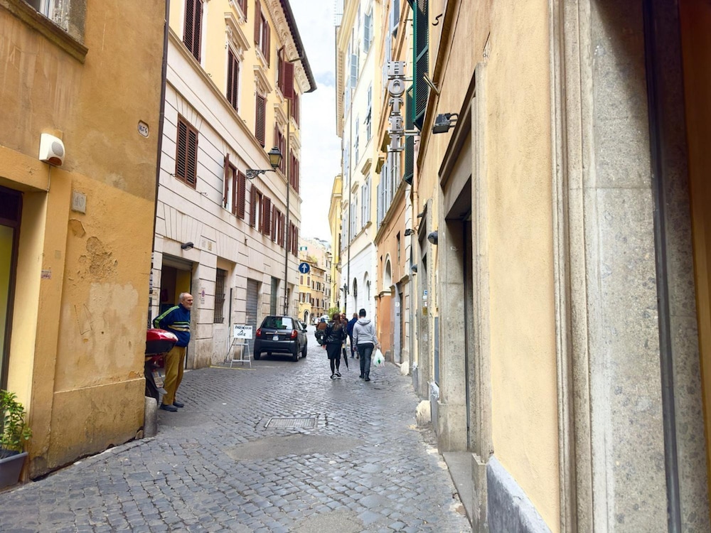 Charm and Style by Campo de Fiori