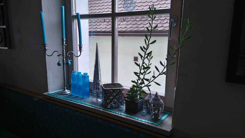 Photo 33