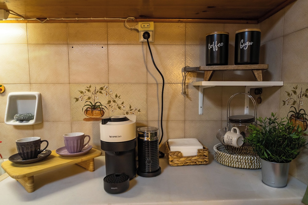 Airport Cottage House photo 4