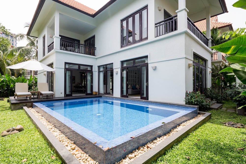 Tropical Villas Beach Danang