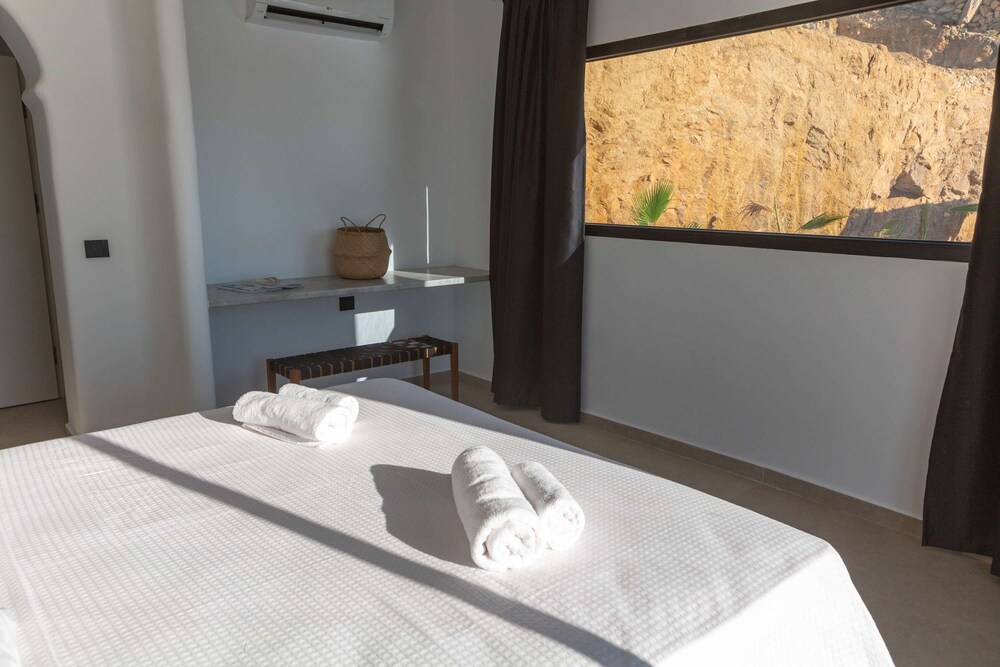 Amaze Mykonos Luxury Seaview Retreat