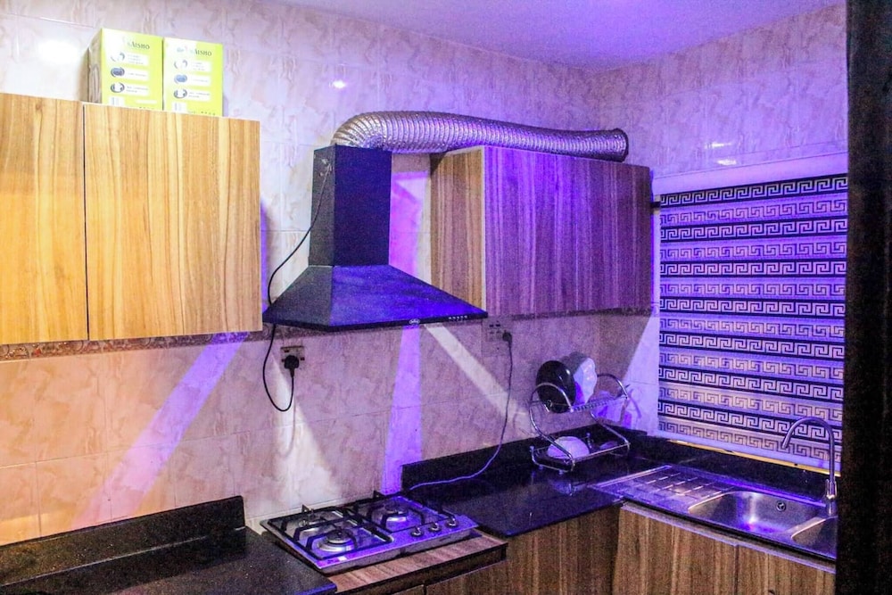 2 Bedroom Luxury Apartment With Pool -24hrs Power -ps4