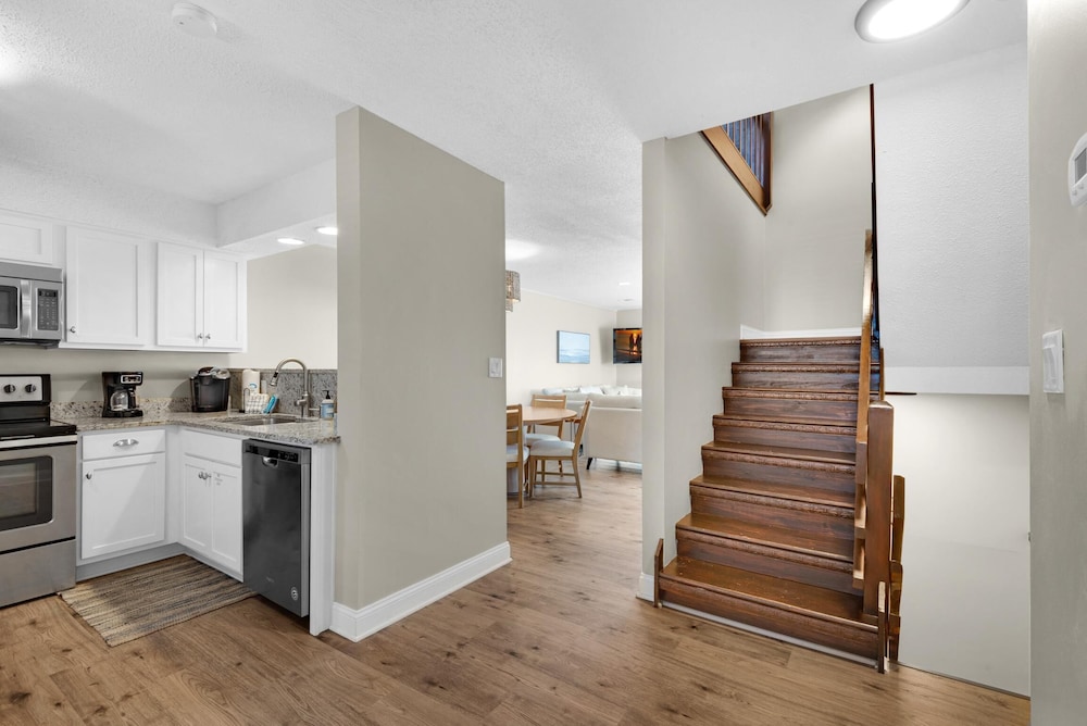 Costa Vista Townhouse #9