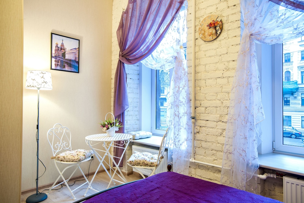 History Apartments