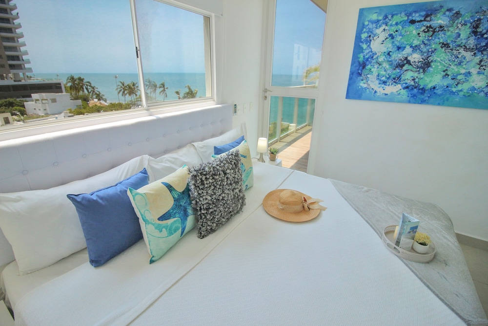 Apartamentos SOHO Elite - Frente al Mar