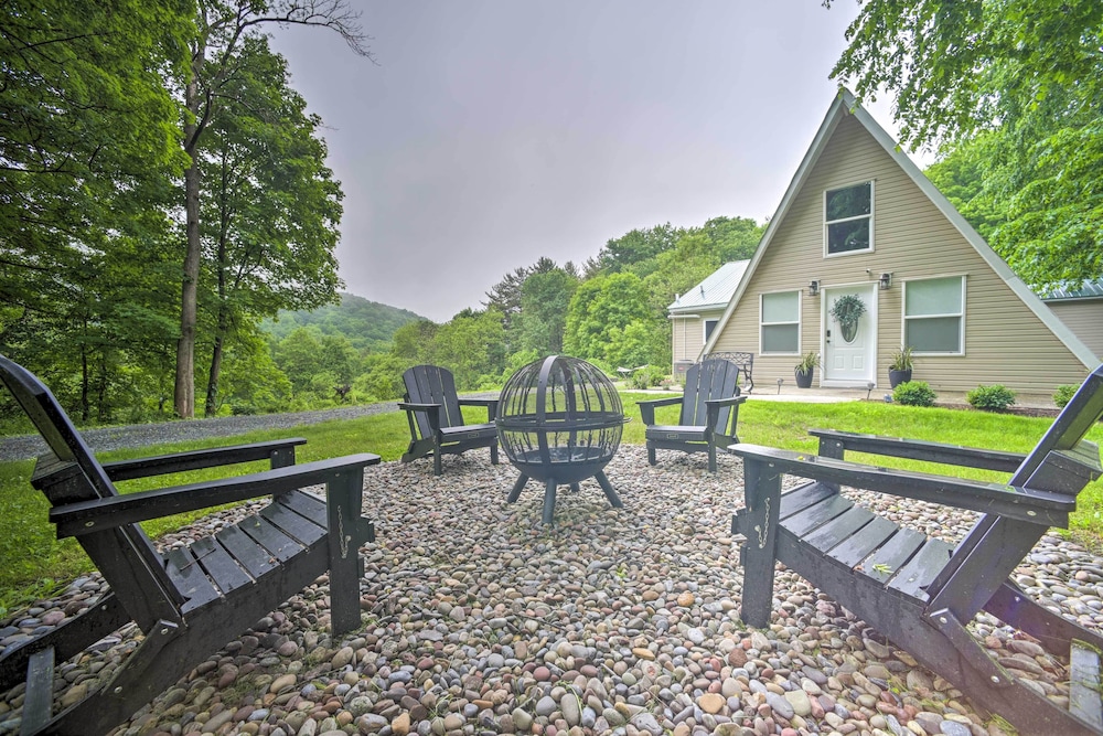 A-frame Cabin w/ Hot Tub: 5 Mi to Waterford! view 3