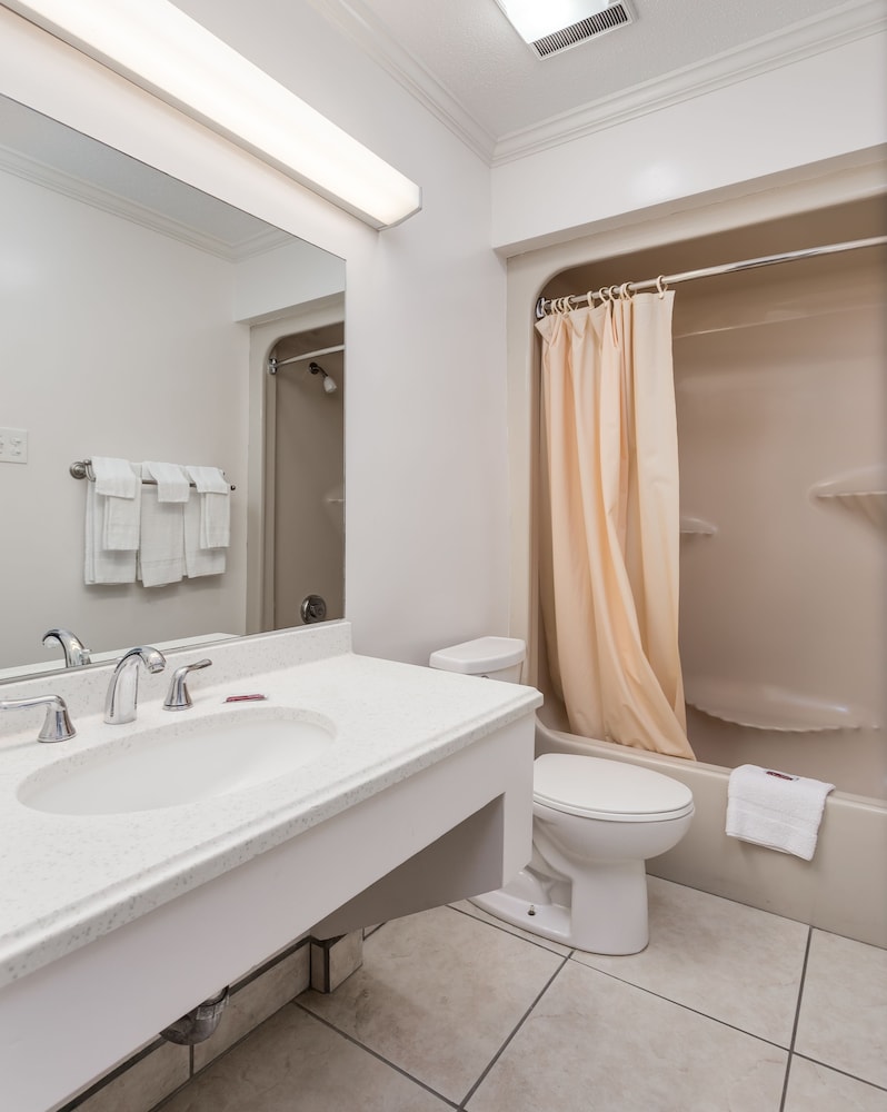 Contempra Inn - Image 4