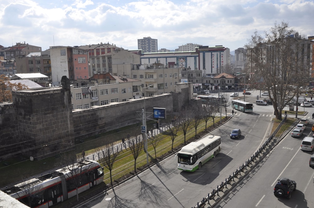 Azade Butik Otel