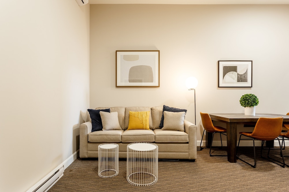 Parc Avenue Lofts
