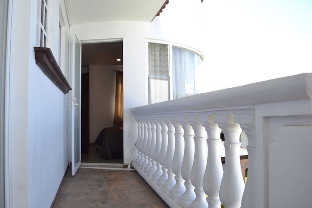 La Aurora Hotel like Home