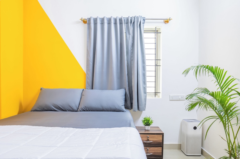 Housr Garrett Hebbal Near Manyata Tech Park