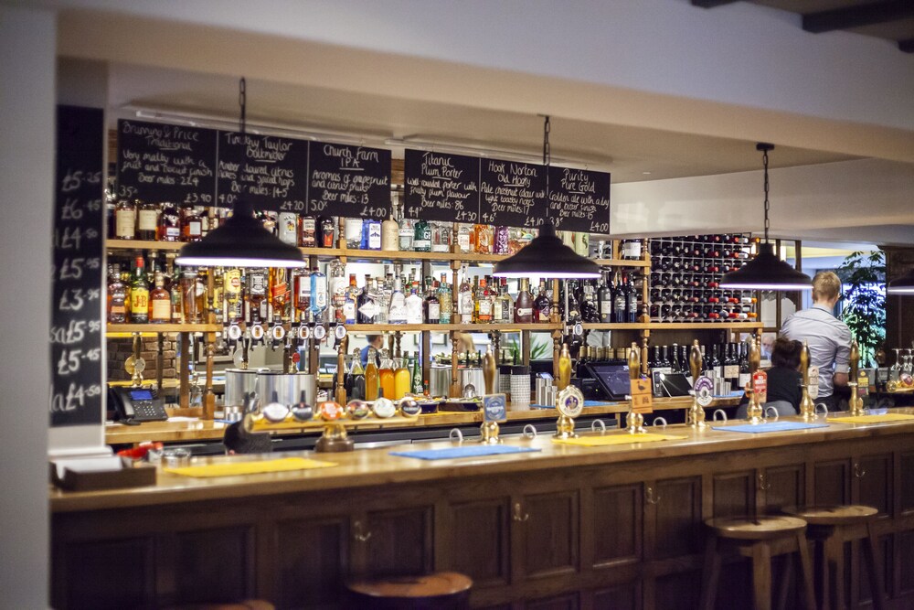 The Bell Alderminster