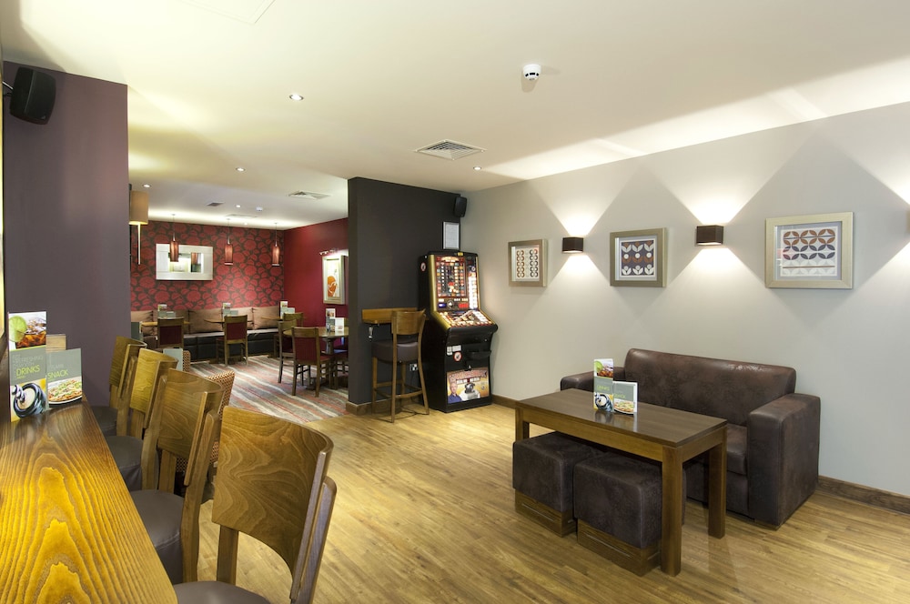 Premier Inn High Wycombe Central, photo 47