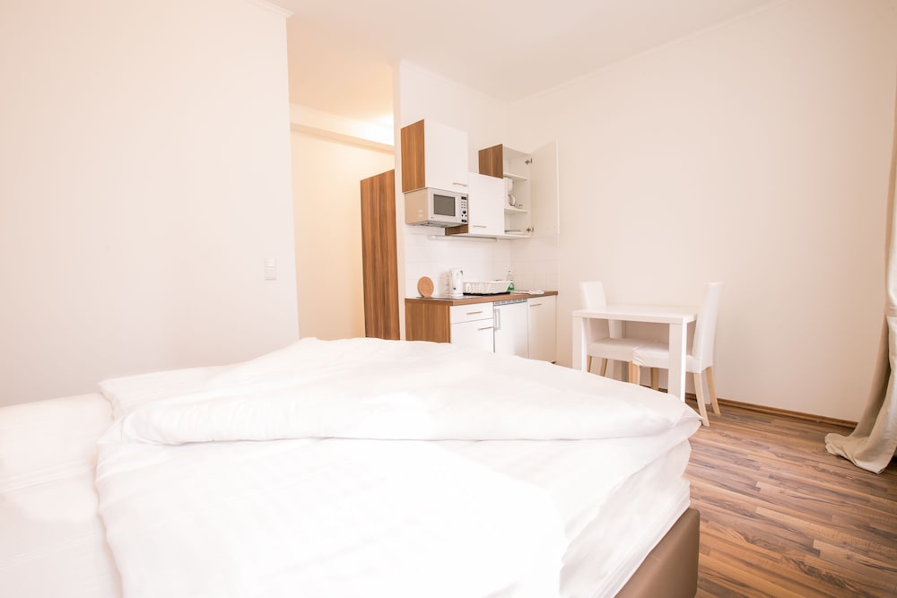 Vienna Vacations - Grand Central Apartments - Property Image 19