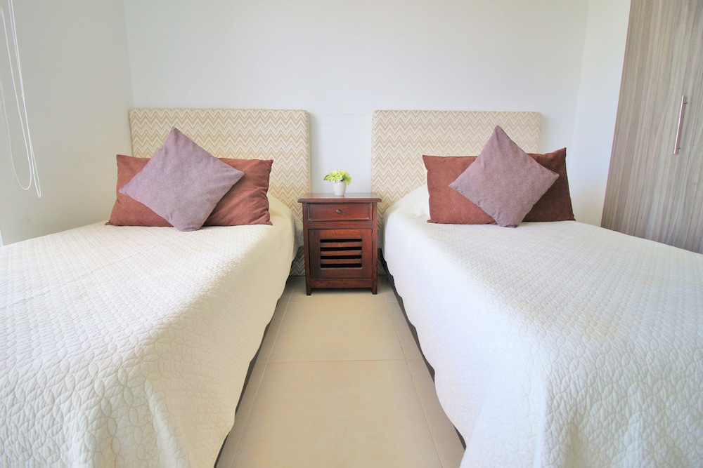 Apartamentos SOHO Elite - Frente al Mar
