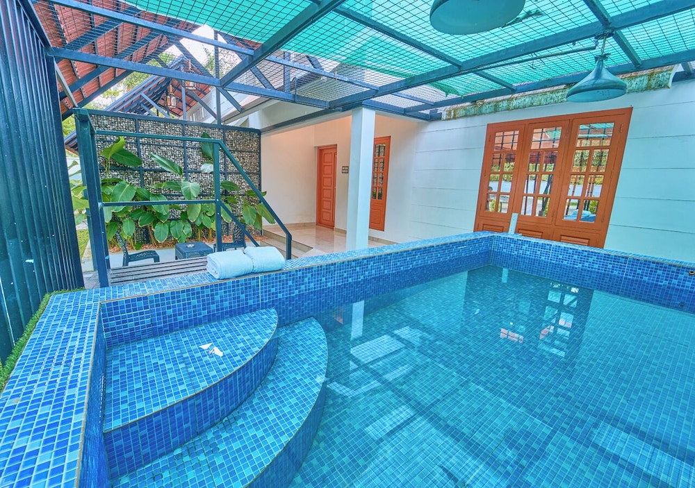 Sarang Resort Varkala by VOYE HOMES