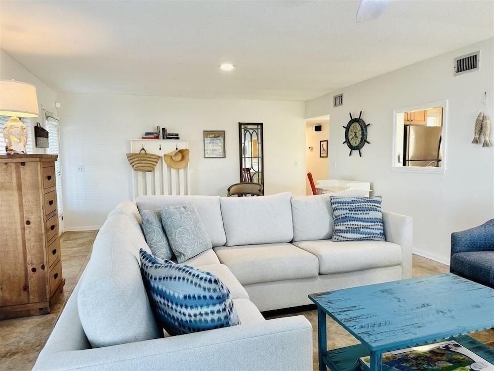 854 S Fletcher 2 Bedroom Home