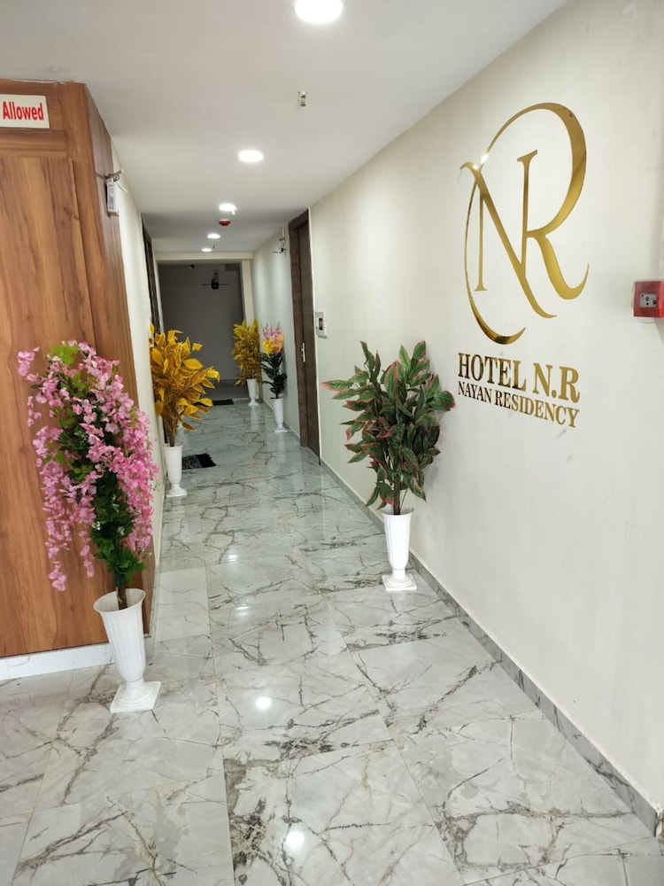 Goroomgo NR Nayan Residency Ahmedabad