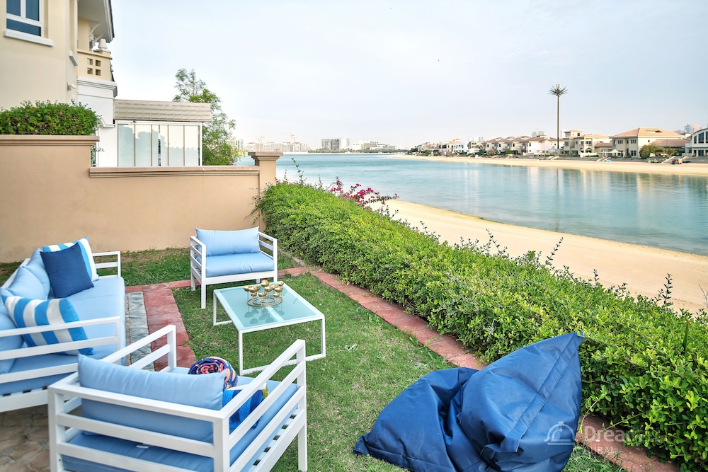 Dream Inn Dubai-Palm Island Retreat Villa
