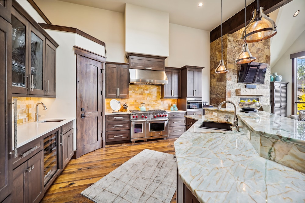 Highwoods At Shock Hill 4 Bedroom Townhouse by RedAwning