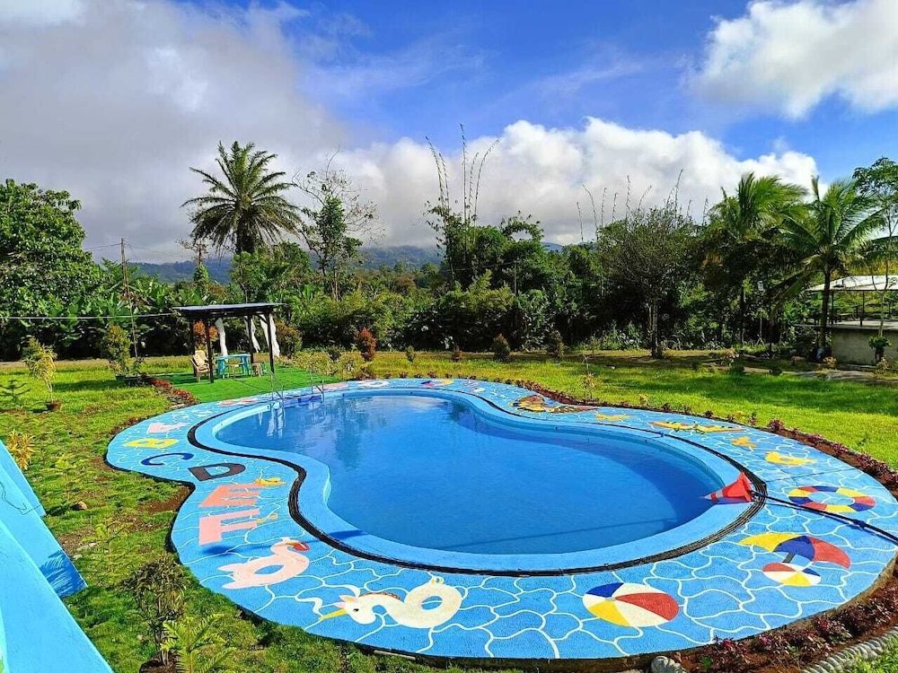 Helens Mountain Resort