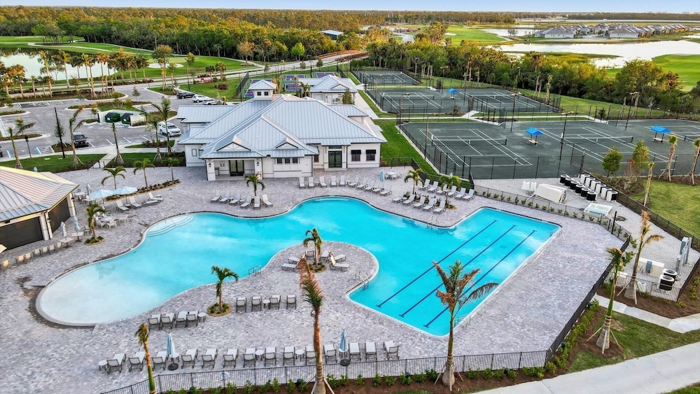 30-night Min 3 Bdrm 2nd Floor Heritage Landing Golf Club Transfer Included! 3 Bedroom Condo