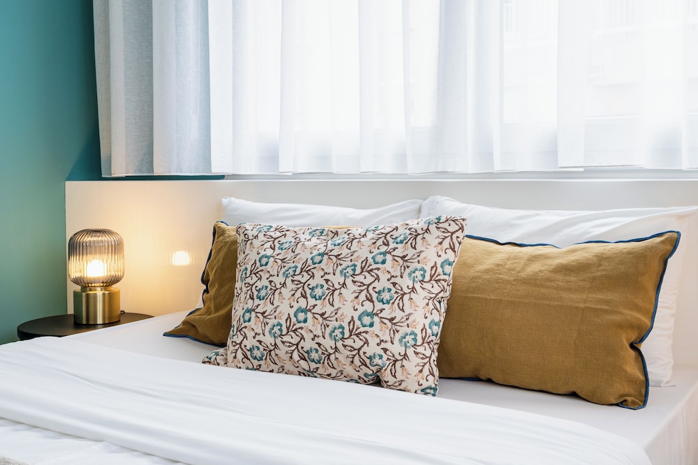 Local Host Living - Signature Apartments in Nicosia