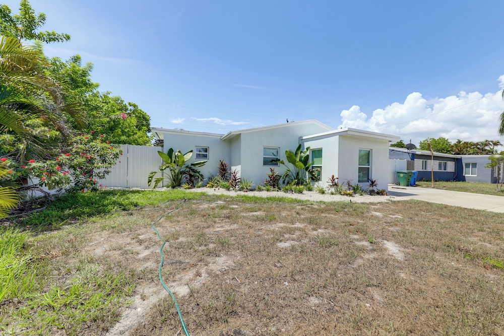 4 Mi to Beach: Home w/ Patio in Fort Lauderdale!