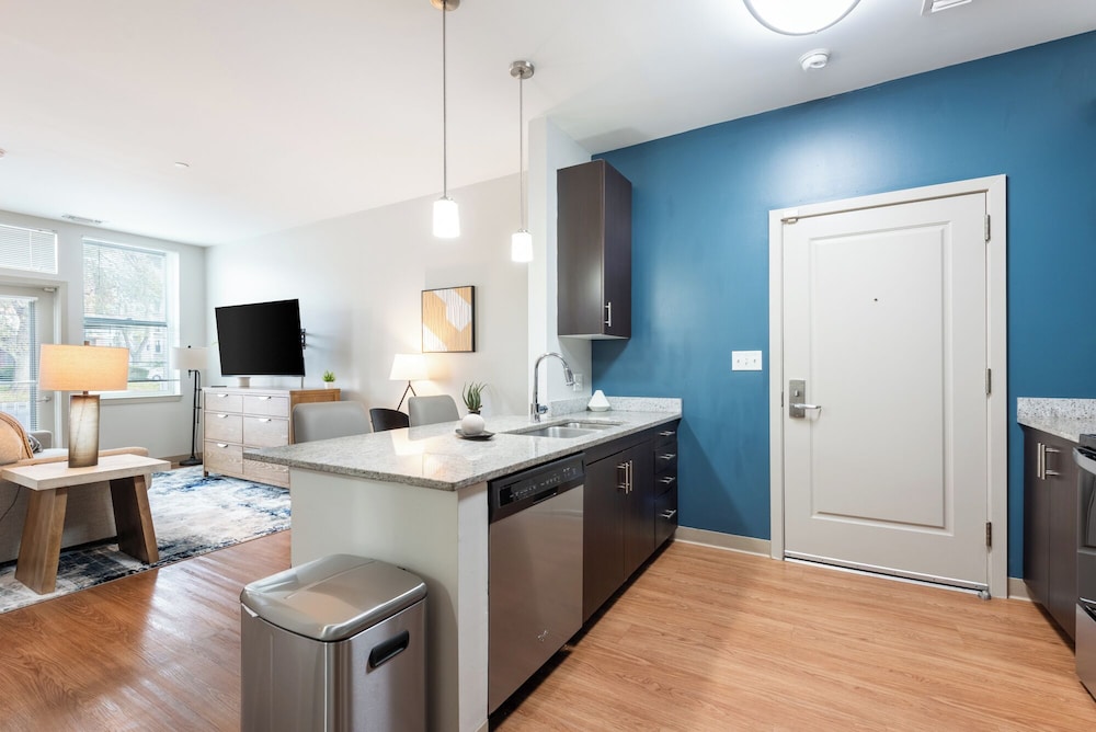 Landing Furnished Apartments South End Stratford