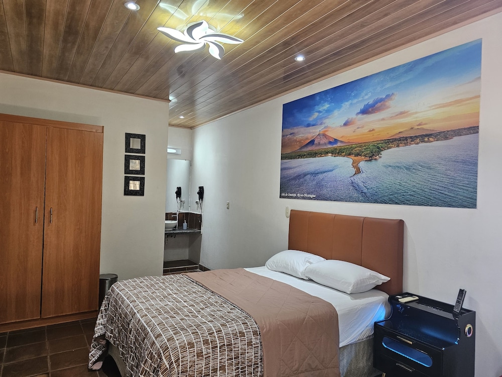 Hotel Nica Valley