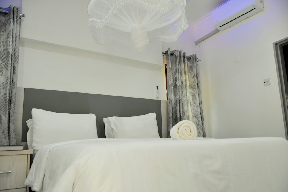 Alexandrina's Corner Bed and Breakfast