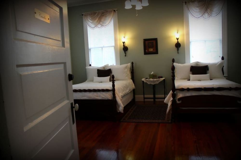Sweet Cane Inn
